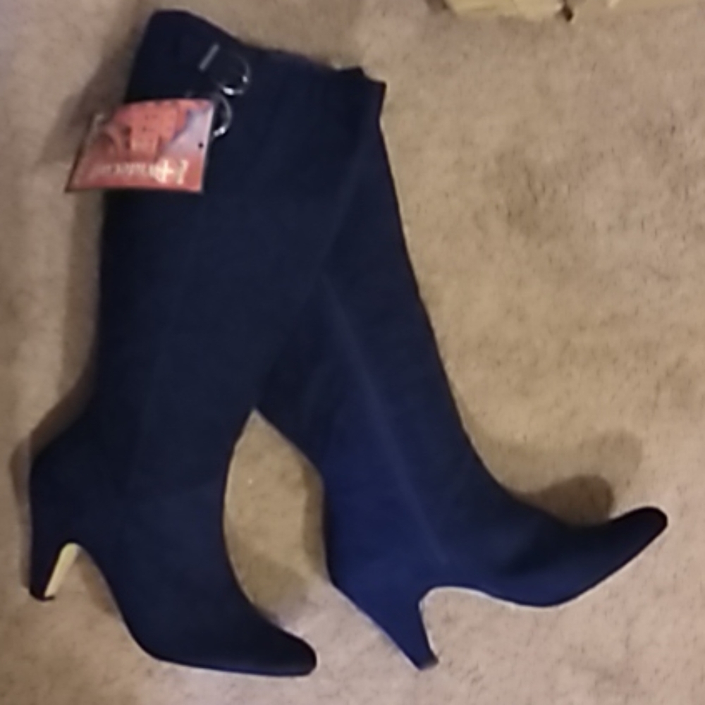 BellaVita Navy Suede wide calf boot 12m